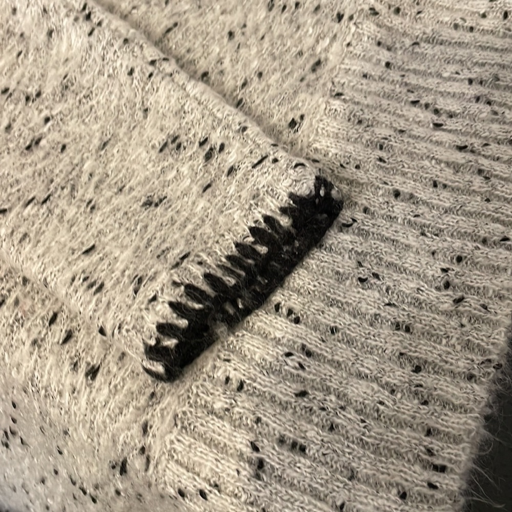 Cable & Gage Turtle Neck Sweater - Picture 9 of 9